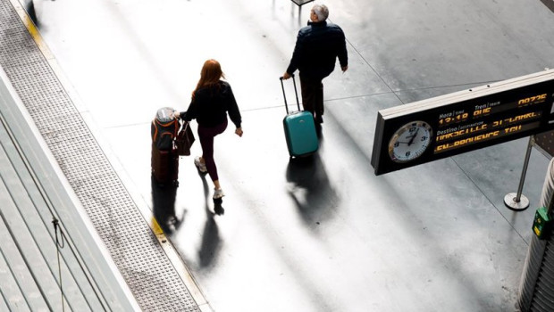 ep archivo viajeros en la estacion de madrid puerta de atocha almudena grandes a 21 de octubre ep archivo viajeros en la estacion de madrid puerta de atocha almudena grandes a 21 de octubre