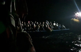 ep el buque de salvamento de medicos sin fronteras msf y de sos mediterranee ocean viking rescata a
