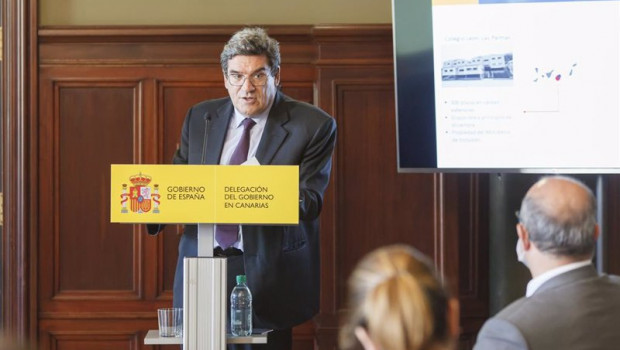ep el ministro de inclusion seguridad social y migraciones jose luis escriva en las palmas de gran