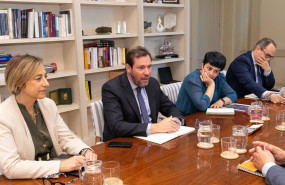 ep el ministro de transportes y movilidad sostenible oscar puente en la reunion con la confederacion