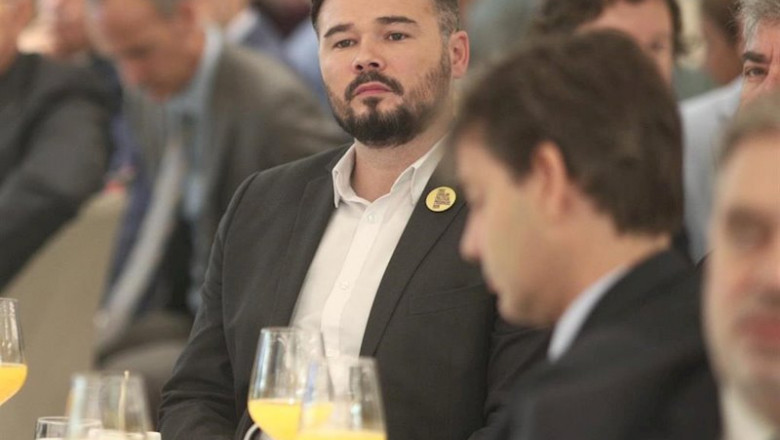 El protavoz de ERC en el Congreso, Gabriel Rufián, asiste al Desayuno Informativo de Europa Press con el vicepresidente del Govern, Pere Aragonés | EDUARDO PARRA /EUROPA PRESS ep el protavoz de erc en el congreso gabriel rufian asiste al desayuno informativo de europa press
