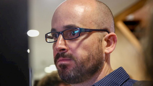 ep el responsable de la secretaria de economia de podemos nacho alvarez presente en la reunion del