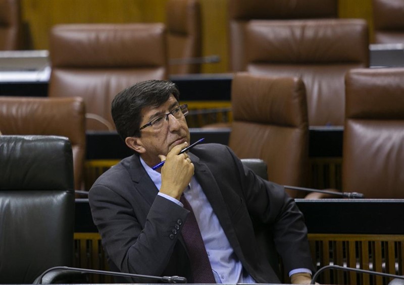 ep el vicepresidente de la junta de andalucia juan marin en sesion plenaria foto de archivo