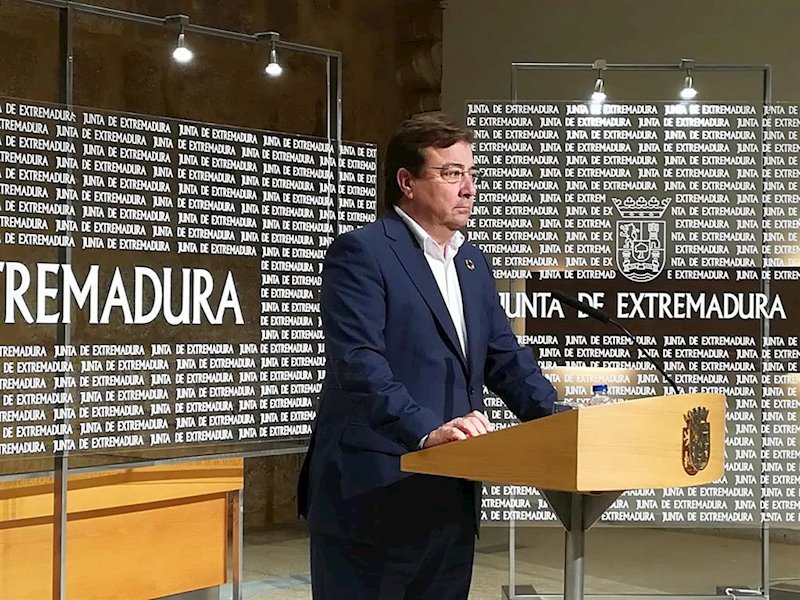 ep fernandez vara en rueda de prensa para abrir el ano 2020