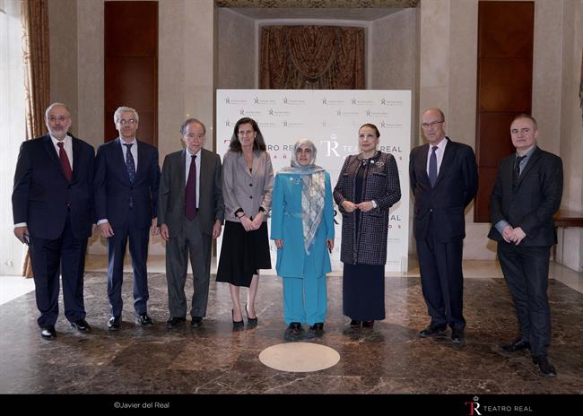 Firma del Teatro Real y la Abu Dhabi Music & Arts Foundation | JAVIER DEL REAL ep firmateatro realla abu dhabi music arts foundation