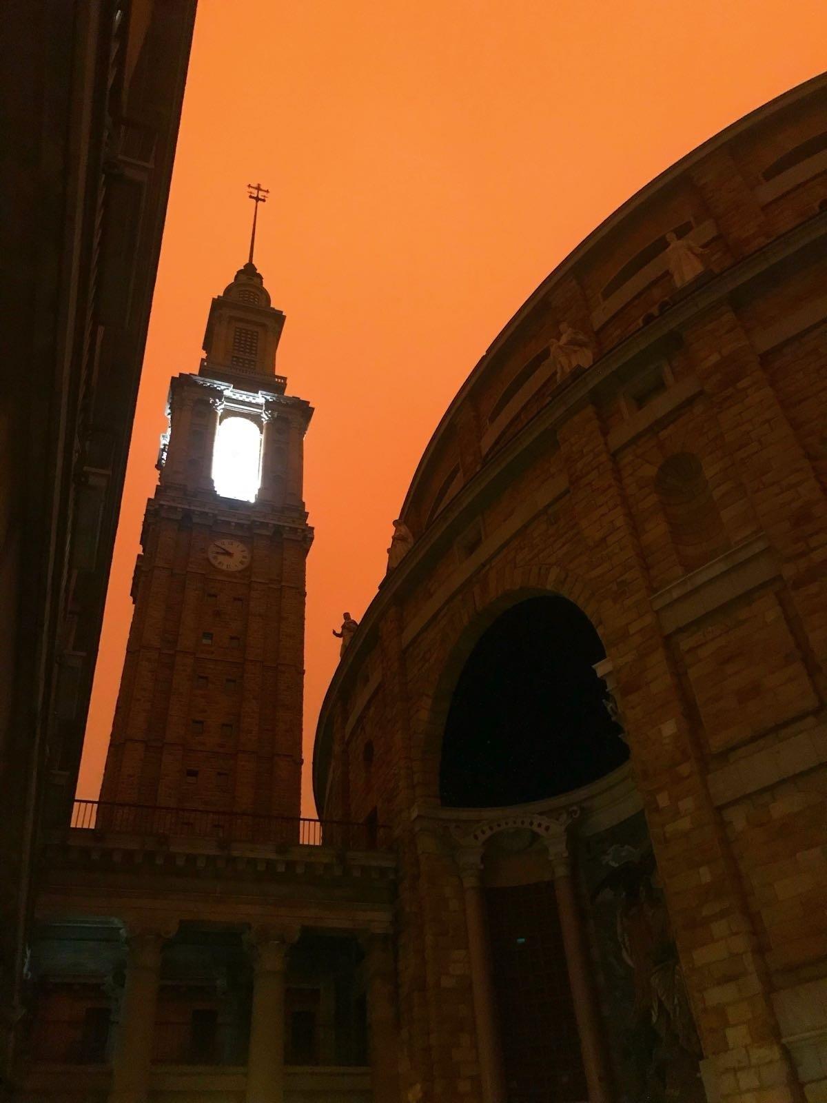 Gijón contaminación humo incendios | EUROPA PRESS ep gijon contaminacion humo incendios