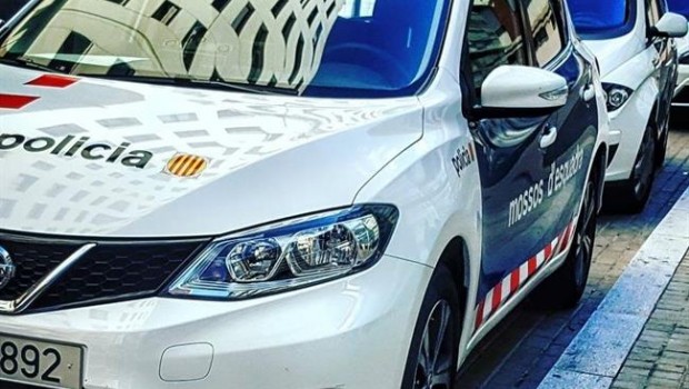 ep mossos desquadra coche patrulla