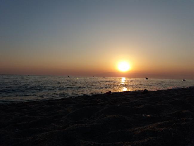 Puesta de sol en la playa de Cabo de Gata (Almería) | EUROPA PRESS - Archivo ep puestasolla playacabogata almeria