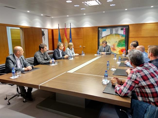 ep reunionjavier fernandezrepresentantestrabajadoresalcoa