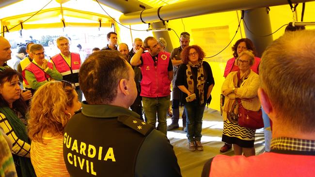 Reunión en el segundo puesto de mando avanzado en Pina de Ebro. | DGA ep reunionsegundo puestomando avanzadopinaebro