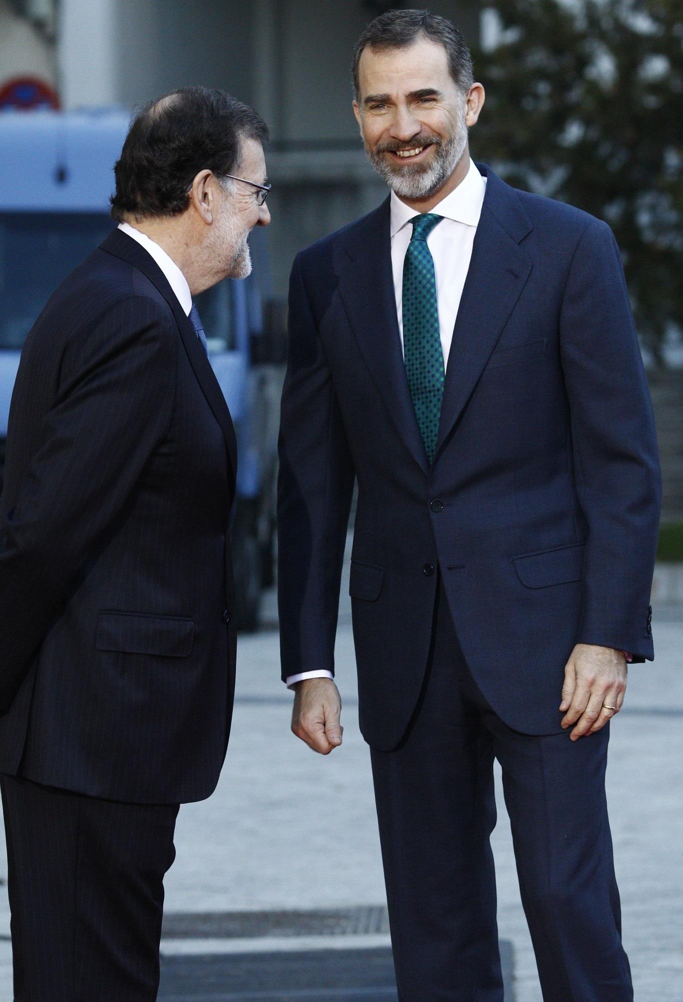 El Rey Felipe con Rajoy a su llegada a la Conferencia de Presidentes | EUROPA PRESS ep rey feliperajoysu llegadala conferenciapresidentes