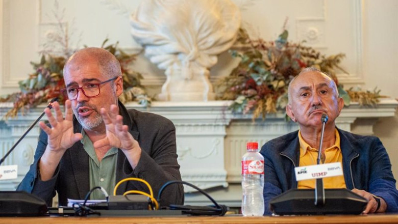 Unai Sordo, Secretario general de CC OO Y Pepe Álvarez, Secretario general de UGT, durante su intervención en el Curso de Economía organizado por la APIE en la Universidad Internacional Menéndez Pelayo de Santander. | APIE ep unai sordo secretario general de cc oo y pepe alvarez secretario general de ugt durante su