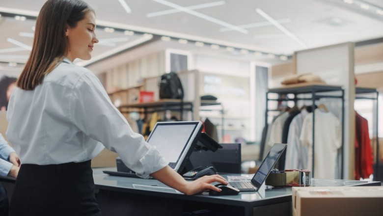 shutterstock 2060828435