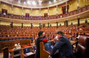 ep archivo   el responsable en materia de energia del pp guillermo mariscal conversa con su