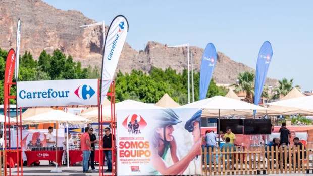 ep carrefour impulsa el espiritu de equipo en su undecimo aniversario como patrocinador de la vuelta