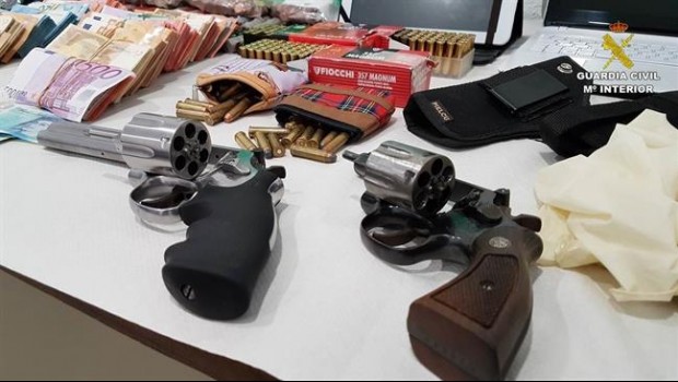 ep detenidoatracadorsiete sucursales bancarias