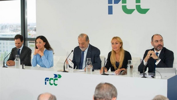 ep economiaempresas- fcc vuelvepagar dividendo