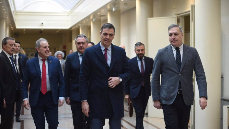 ep el presidente del gobierno pedro sanchez 3d a su llegada a una sesion de control al gobierno en ep el presidente del gobierno pedro sanchez 3d a su llegada a una sesion de control al gobierno en