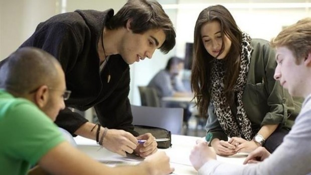 ep jovenes estudiantes espana