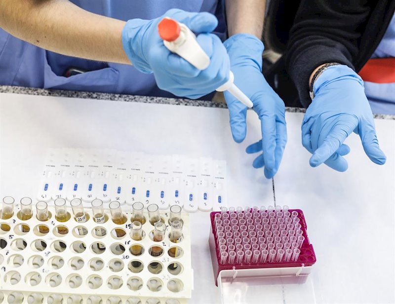 Astrazeneca planea entregar a Reino Unido 30 millones de vacunas para septiembre