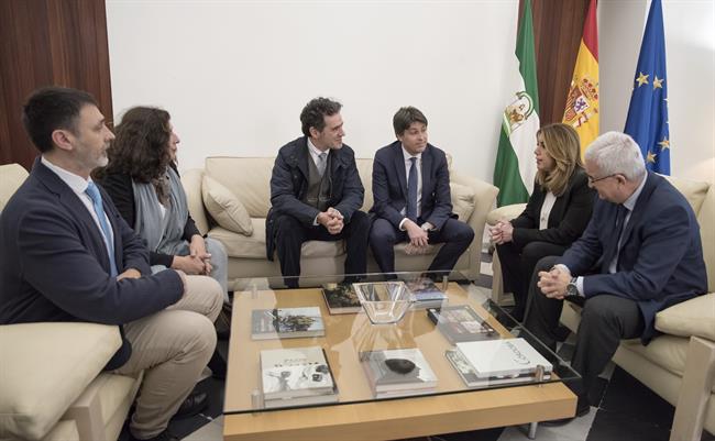 Reunión de Susana Díaz con Sociedad Civil Catalana | JUNTA DE ANDALUCÍA ep reunionsusana diazsociedad civil catalana