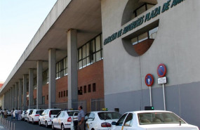 ep taxis en la estacion de plaza de armas de sevilla