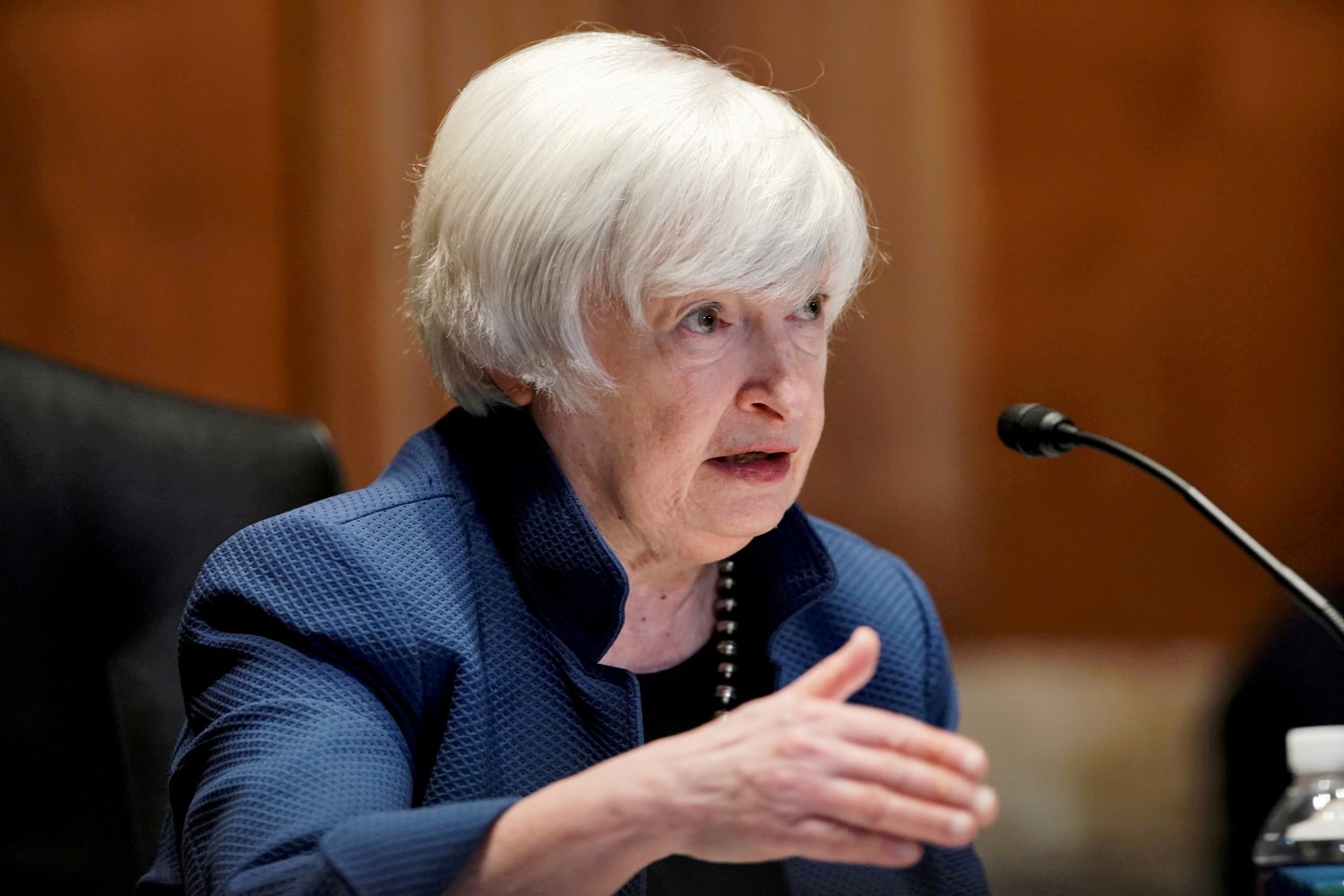 Yellen avisa: solo se garantizarán los depósitos de los bancos con riesgo sistémico
