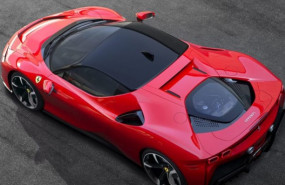 ferrari-sf90 stradale-2020-1600-03-960x545-700x397