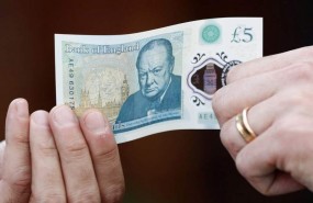 pound sterling fiver note pound sterling fiver note