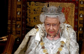 reina isabel ii parlamento reino unido brexit portada