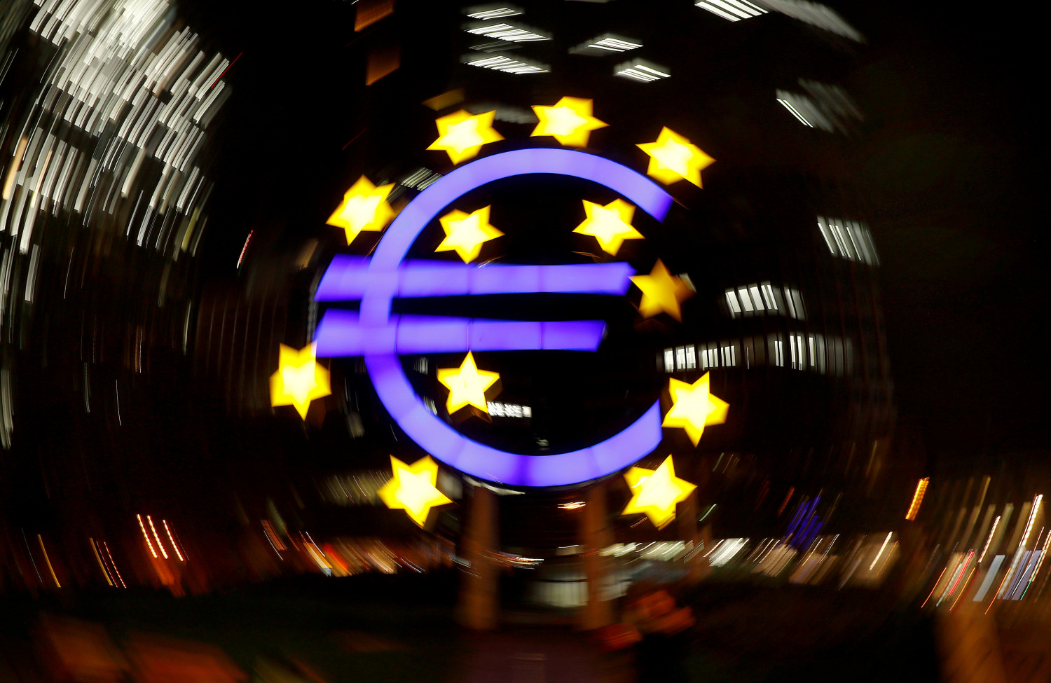 zone euro l inflation a 2 0 sur un an depasse l objectif de la bce 