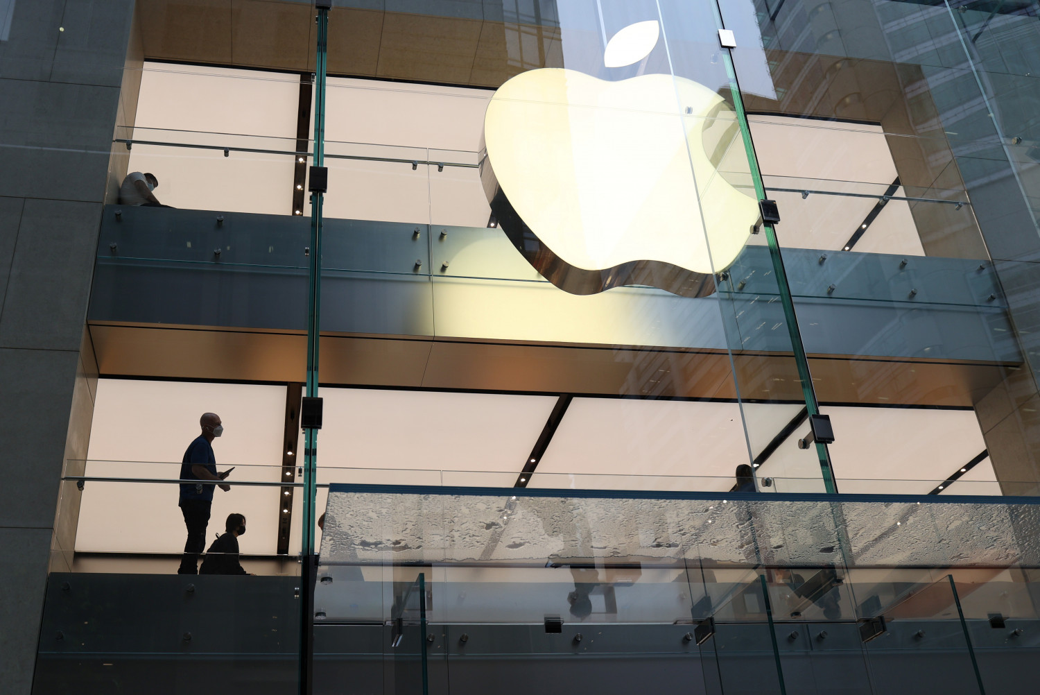 Apple retrasa la salida de su software para detectar imágenes de pornografía infantil