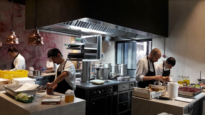 cocina restaurante cocineros cocina restaurante cocineros