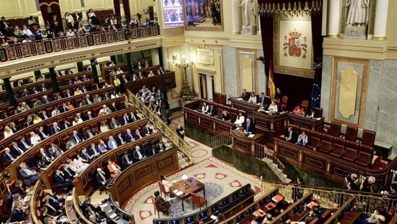 CONGRESO - Archivo ep 28a- casi60 dediputados electosestrenacongreso cuatrocantabria