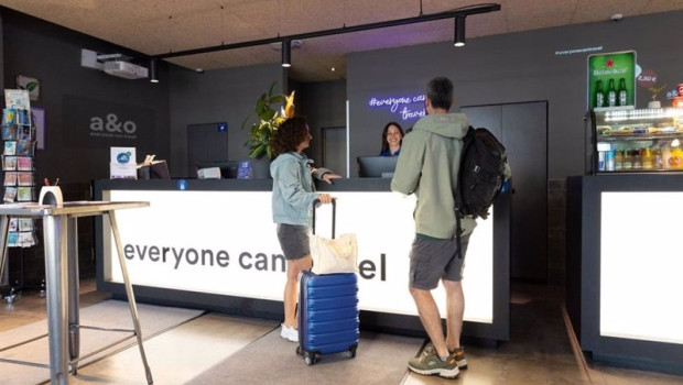 ep ao hostels alcanza unos ingresos record de 111 millones en la primera mitad de 2024 con casi tres