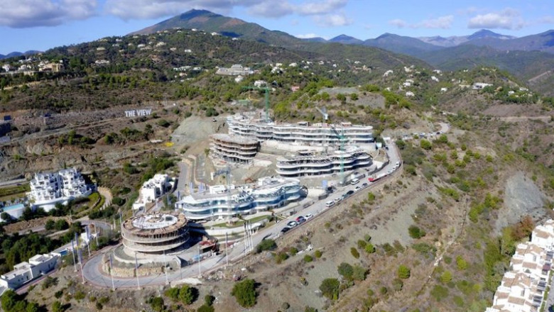 Archivo - Apartamentos de lujo industrializados en construcción | BARRAY FILMS - Archivo ep archivo apartamentos de lujo industrializados en construccion