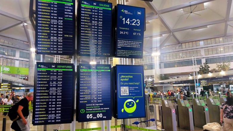 ep archivo pantallas de informacion al pasajero en el aeropuerto de malaga costa del sol 1 ep archivo pantallas de informacion al pasajero en el aeropuerto de malaga costa del sol 1