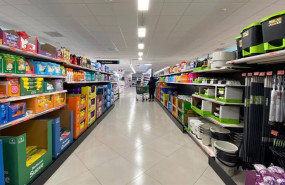 ep archivo   seccion de productos y utensilios de limpieza en un supermercado de madrid