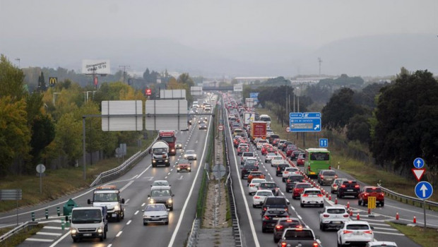 ep archivo   trafico en la carretera a 1