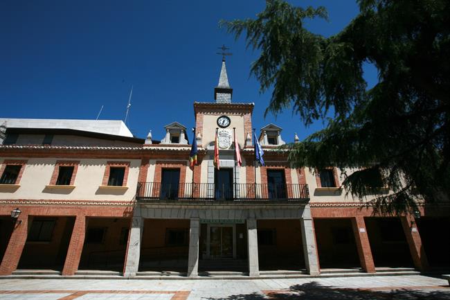 El Ayuntamiento De Las Rozas Convoca Una Concentración Esta Tarde Para Homenajea | AYUNTAMIENTO DE LAS ROZAS ep ayuntamientolas rozas convocaconcentraciontardehomenajea
