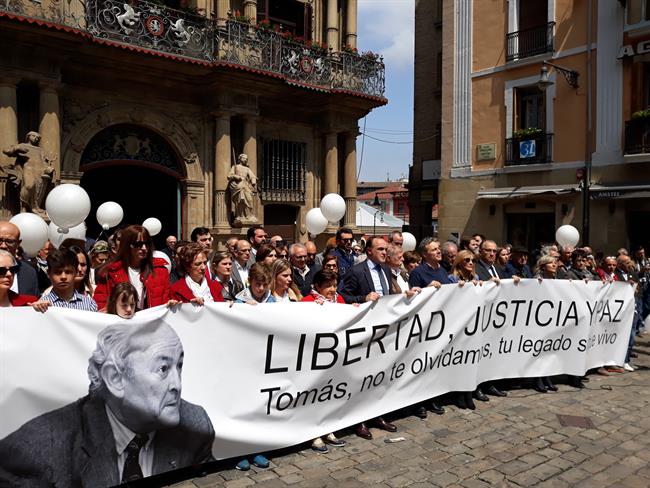 Concentración en homenaje a Tomás Caballero, asesinado por ETA hace 20 años | EUROPA PRESS ep concentracionhomenajetomas caballero asesinadoeta20 anos