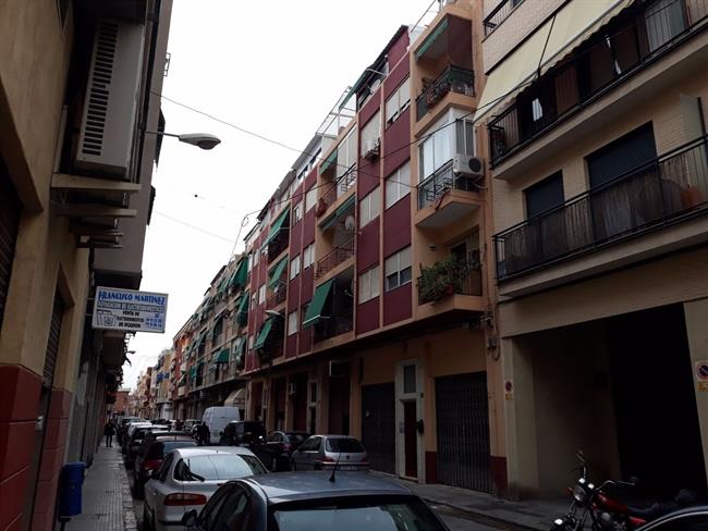 El edificio de color rojo donde se han producido los hechos | EUROPA PRESS ep edificiocolor rojoseproducidohechos