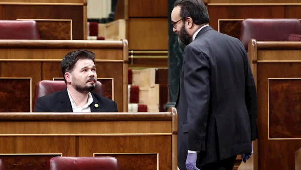 ep el portavoz de erc gabriel rufian vicepresidenta i durante el pleno extraordinario para explicar