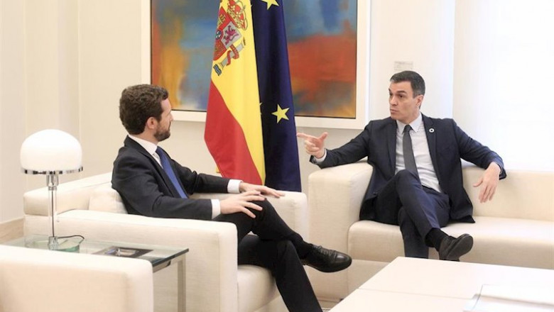 Pedro Sánchez y Pablo Casado en La Moncloa | Eduardo Parra - Europa Press ep el presidente del gobierno pedro sanchez dech y el presidente del pp pablo casado izq durante su