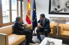 ep el presidente del parlamento europeo david sassoli i con el presidente del gobierno espanol en