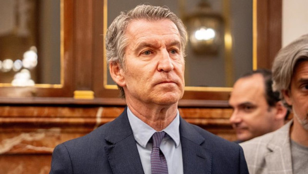 ep el presidente del partido popular alberto nunez feijoo a su salida de una sesion plenaria en el