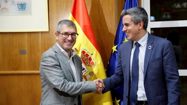 ep el vicepresidente de cantabria pablo zuloaga con el secretario de estado de medio ambiente hugo
