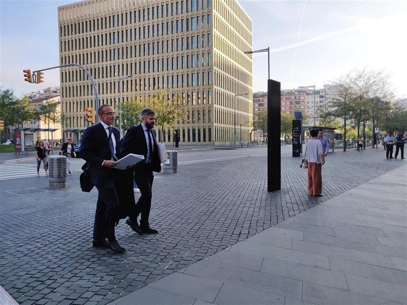 ep els advocats de neymar arriben a la ciutat de la justicia