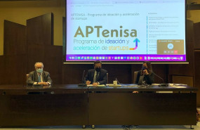 ep felipe romera presidente de apte y jose bayon consejero delegado de enisa intervienen en la xi