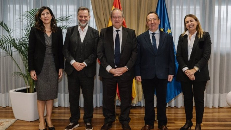 Hereu comparte con la CEOE su voluntad de seguir impulsando la transformación del sector turístico. | MINISTERIO DE INDUSTRIA Y TURISMO ep hereu comparte con la ceoe su voluntad de seguir impulsando la transformacion del sector